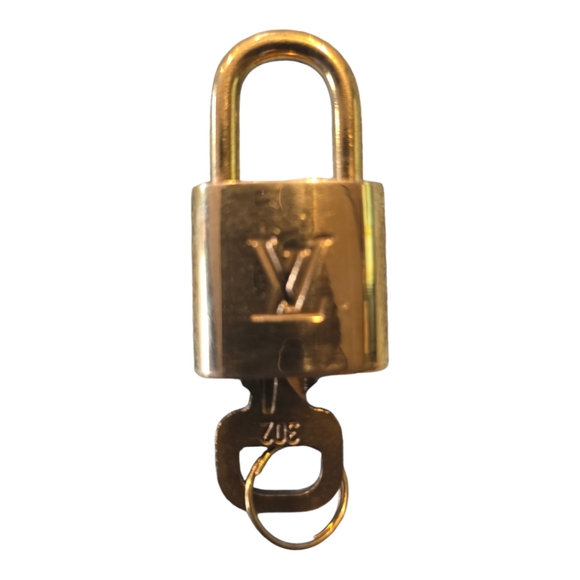 #302 Lv Lock and key - Picture 3 of 3